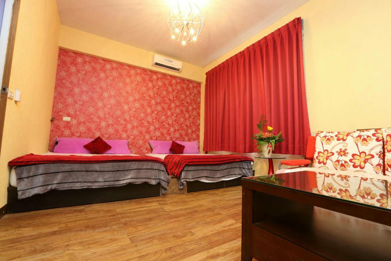 Smile Baby Hotel Luodong Exterior photo